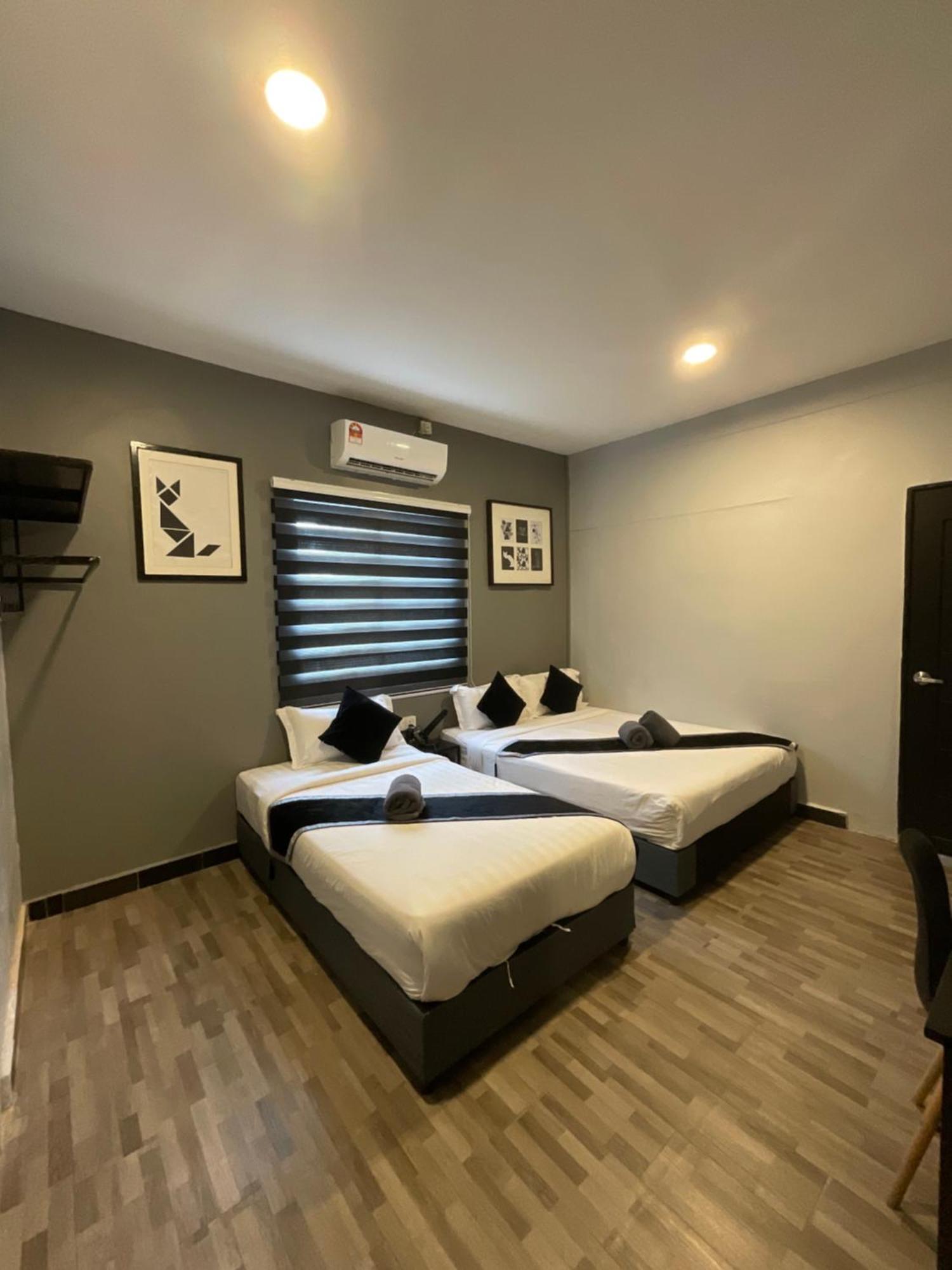 The Sky Inn Kuantan Exterior photo
