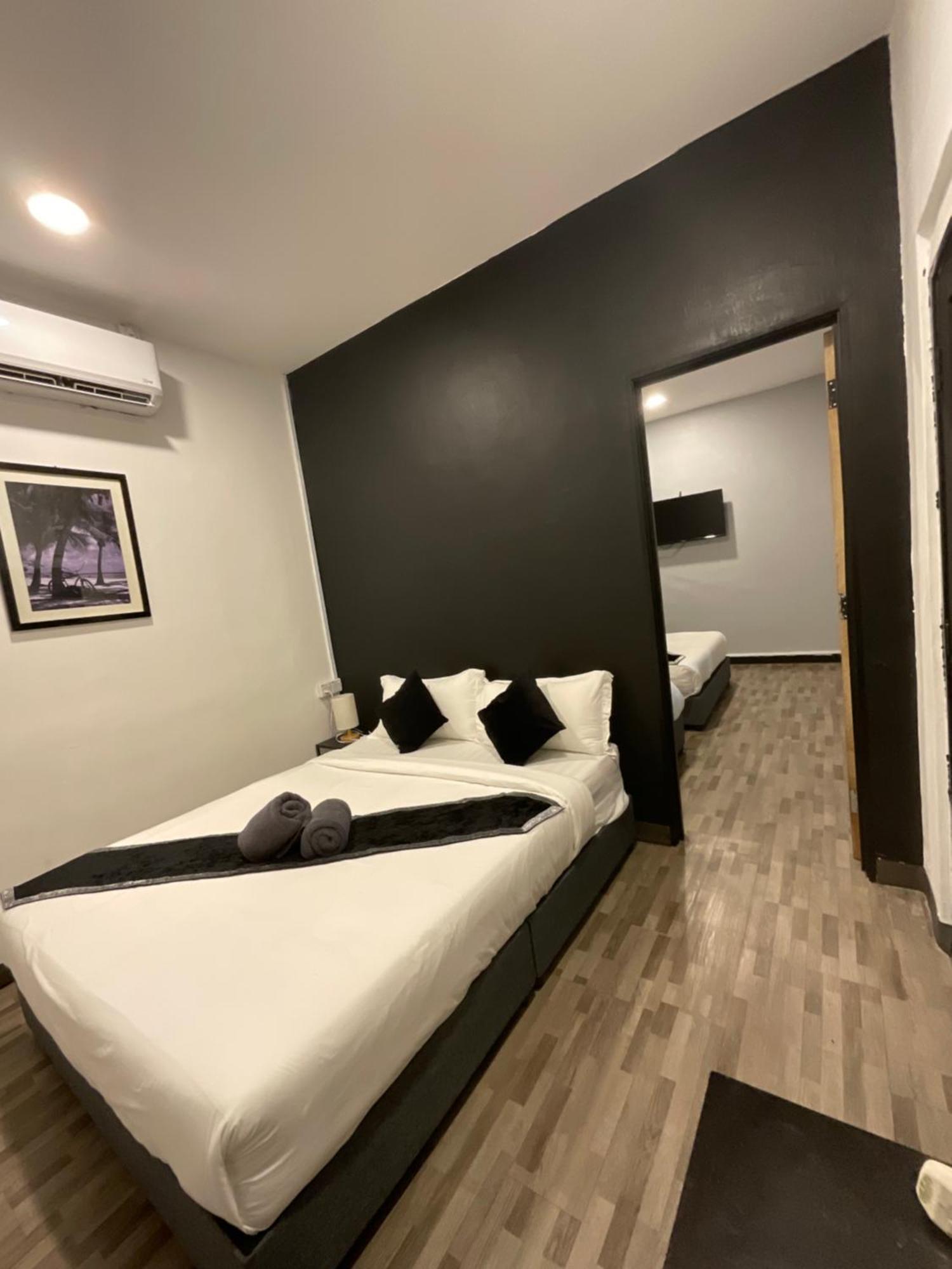 The Sky Inn Kuantan Exterior photo